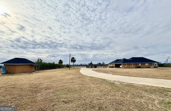 $585,000 | 2166 Highway 199, Mount Vernon, GA 30445