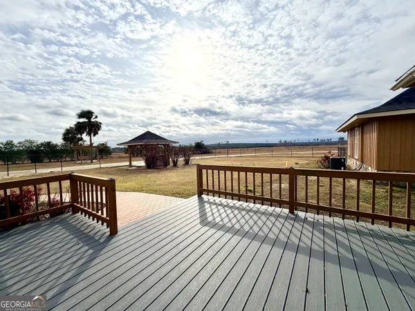 $585,000 | 2166 Highway 199, Mount Vernon, GA 30445