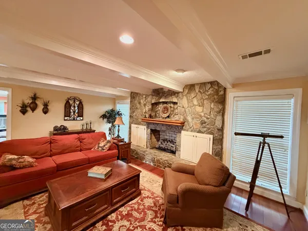 $585,000 | 2166 Highway 199, Mount Vernon, GA 30445