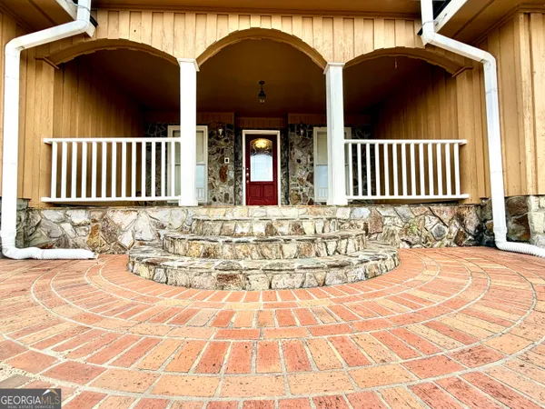 $585,000 | 2166 Highway 199, Mount Vernon, GA 30445