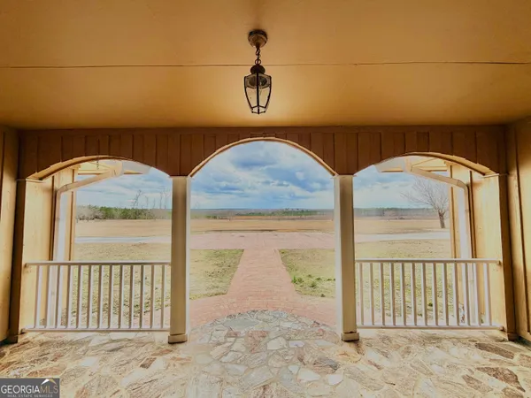 $585,000 | 2166 Highway 199, Mount Vernon, GA 30445