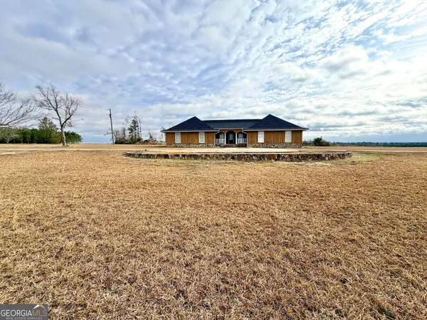 $585,000 | 2166 Highway 199, Mount Vernon, GA 30445