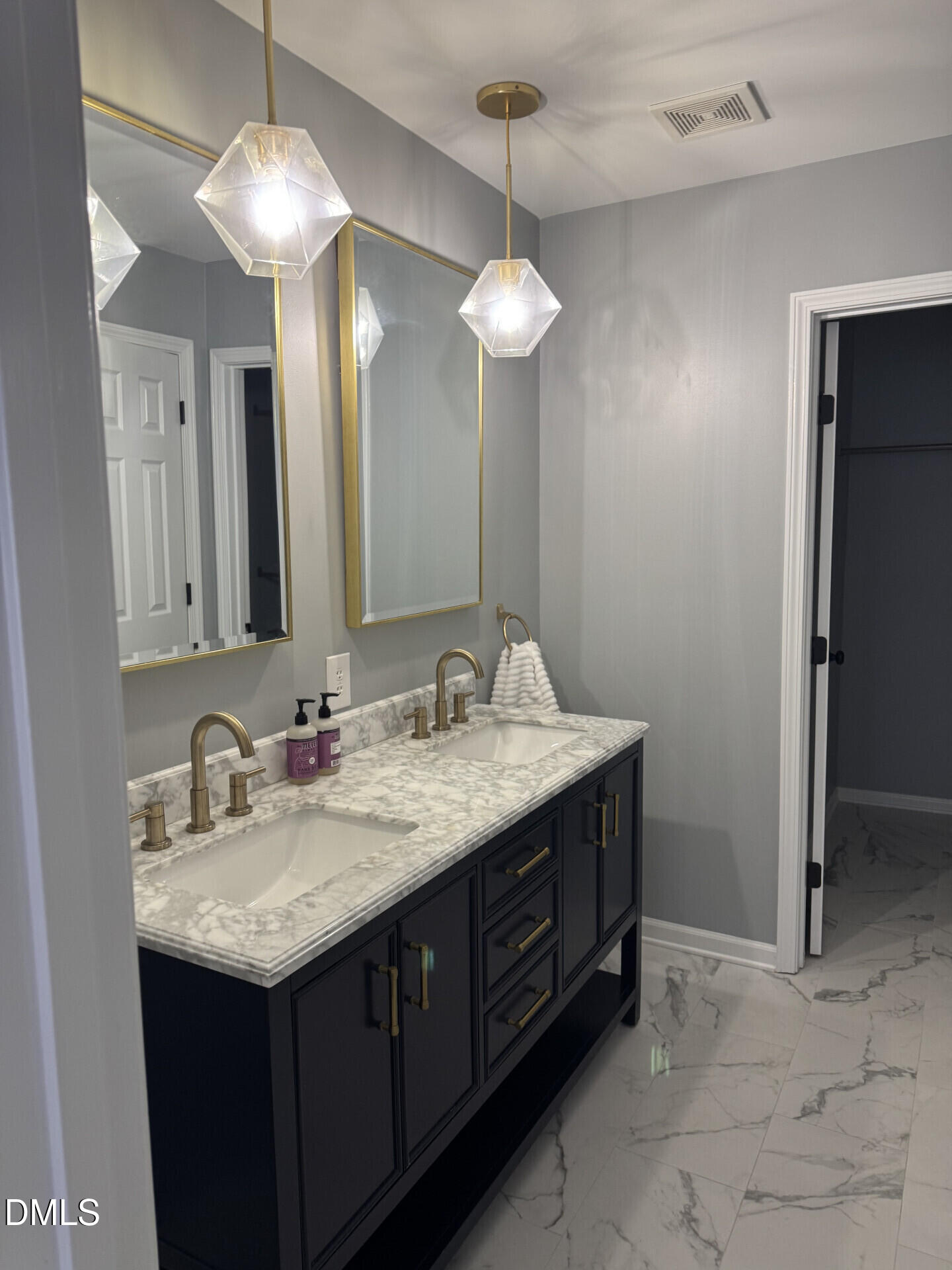 9816 Cicero Drive Raleigh, NC 27617 - Photo 8 of 11 9816CiceroDr_68566_7
