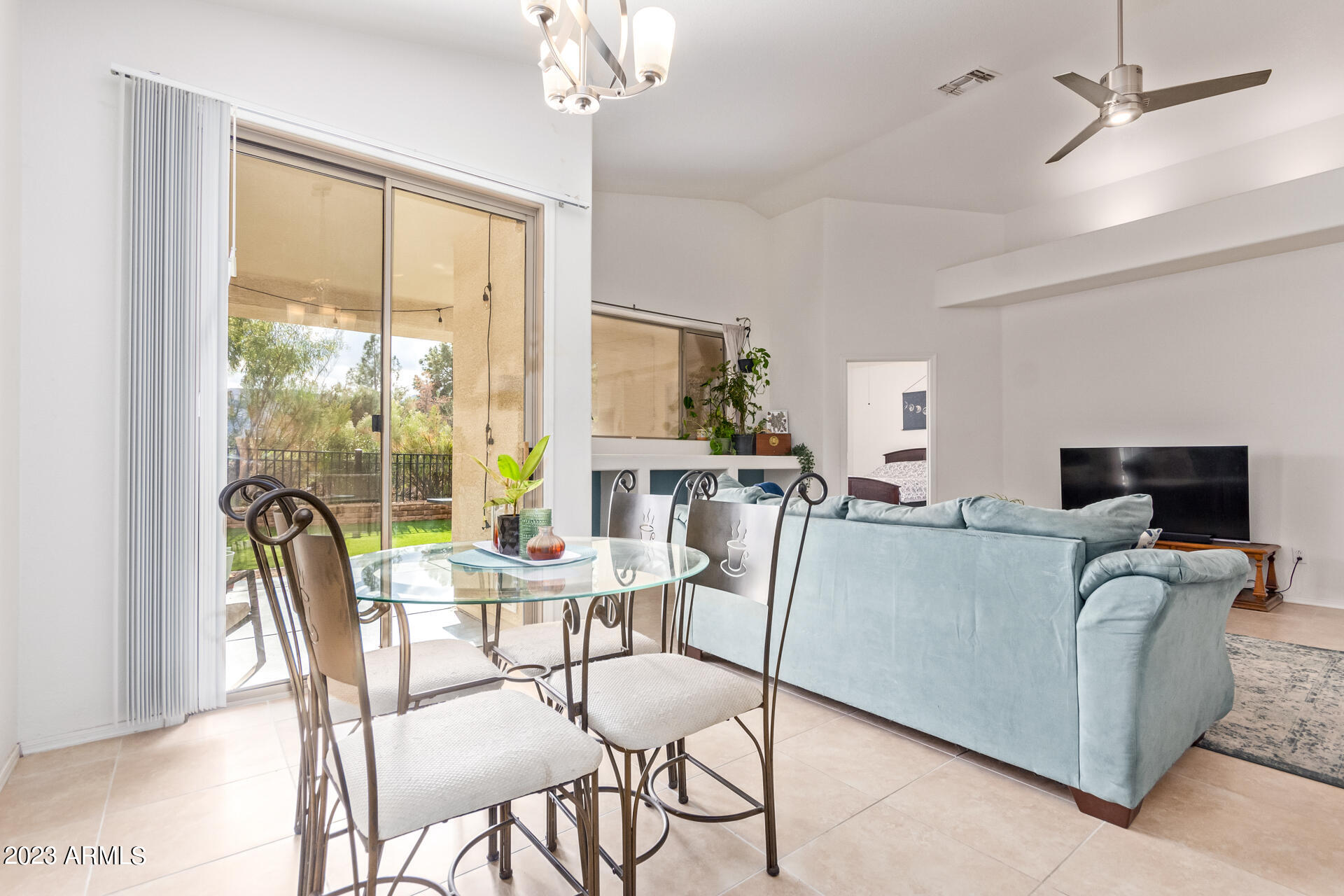 3219 East Fremont Road Phoenix, AZ 85042 - Photo 7 of 45 14 Fremont 3219