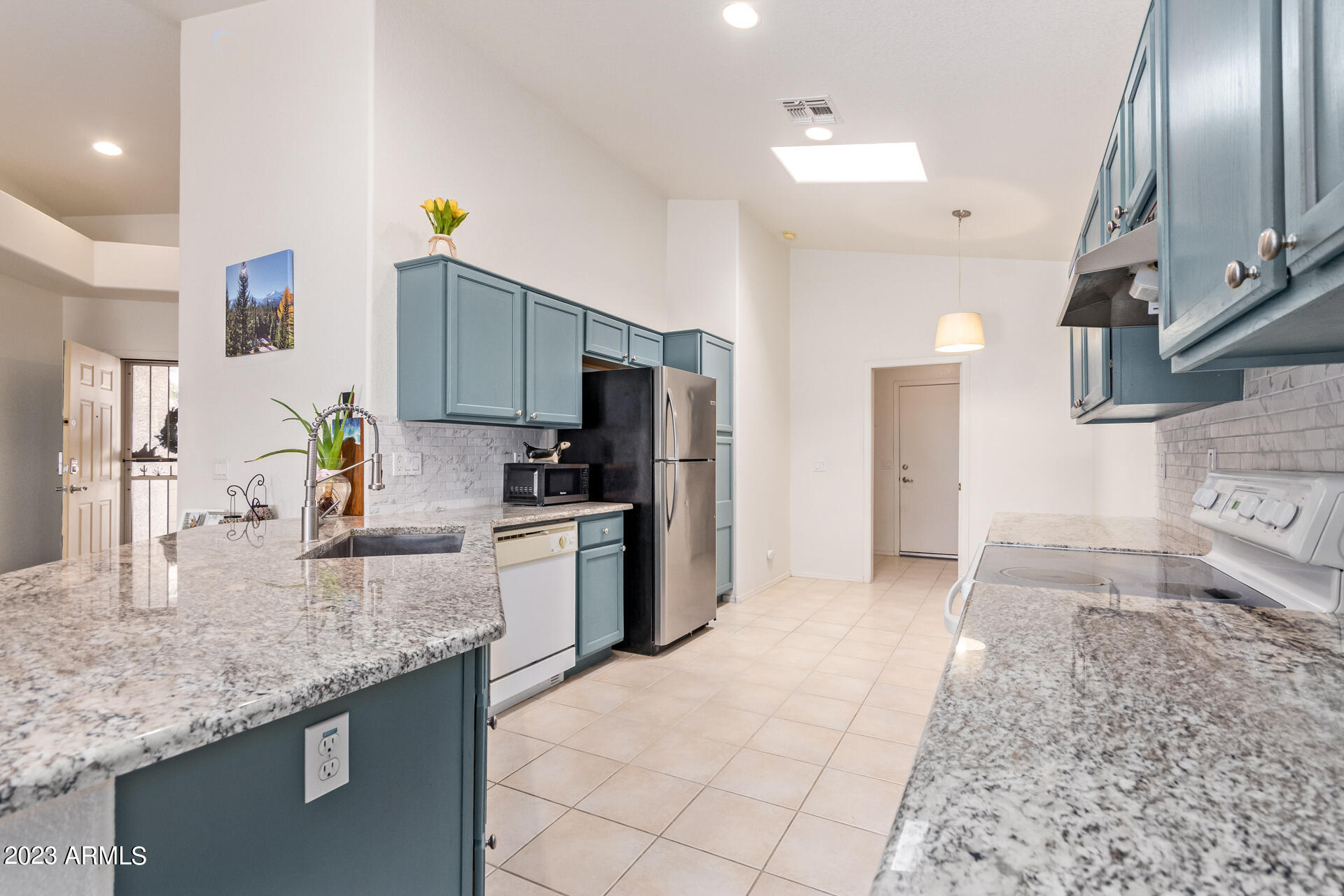 3219 East Fremont Road Phoenix, AZ 85042 - Photo 10 of 45 17 Fremont 3219