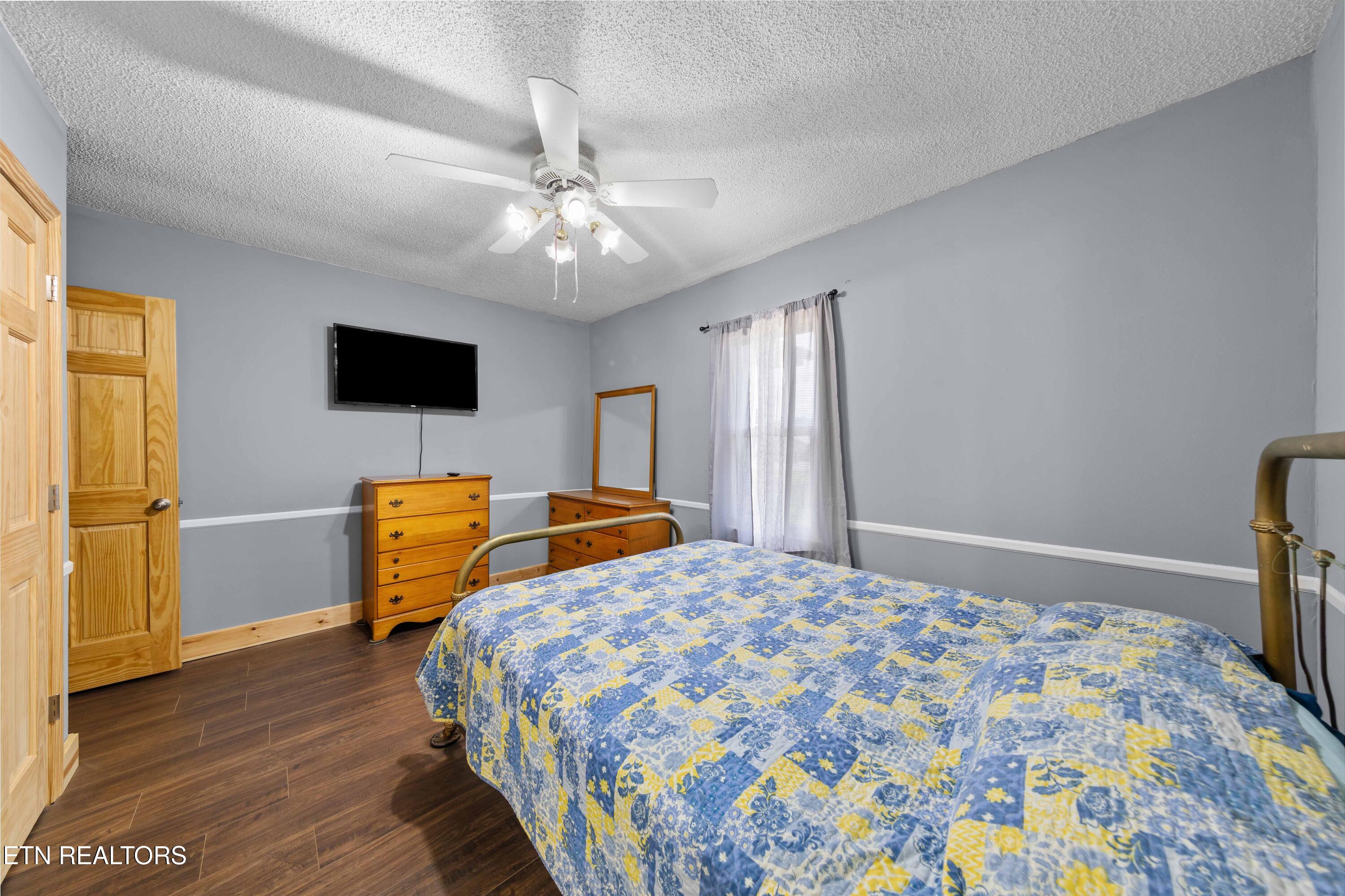 2473 Long Hollow Road La Follette, TN 37766 - Photo 23 of 41 030A4632