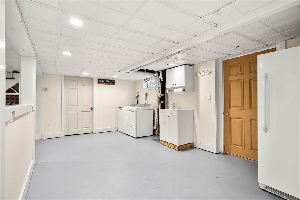 151 Dodge Street Beverly, MA 01915 - Photo 33 of 42