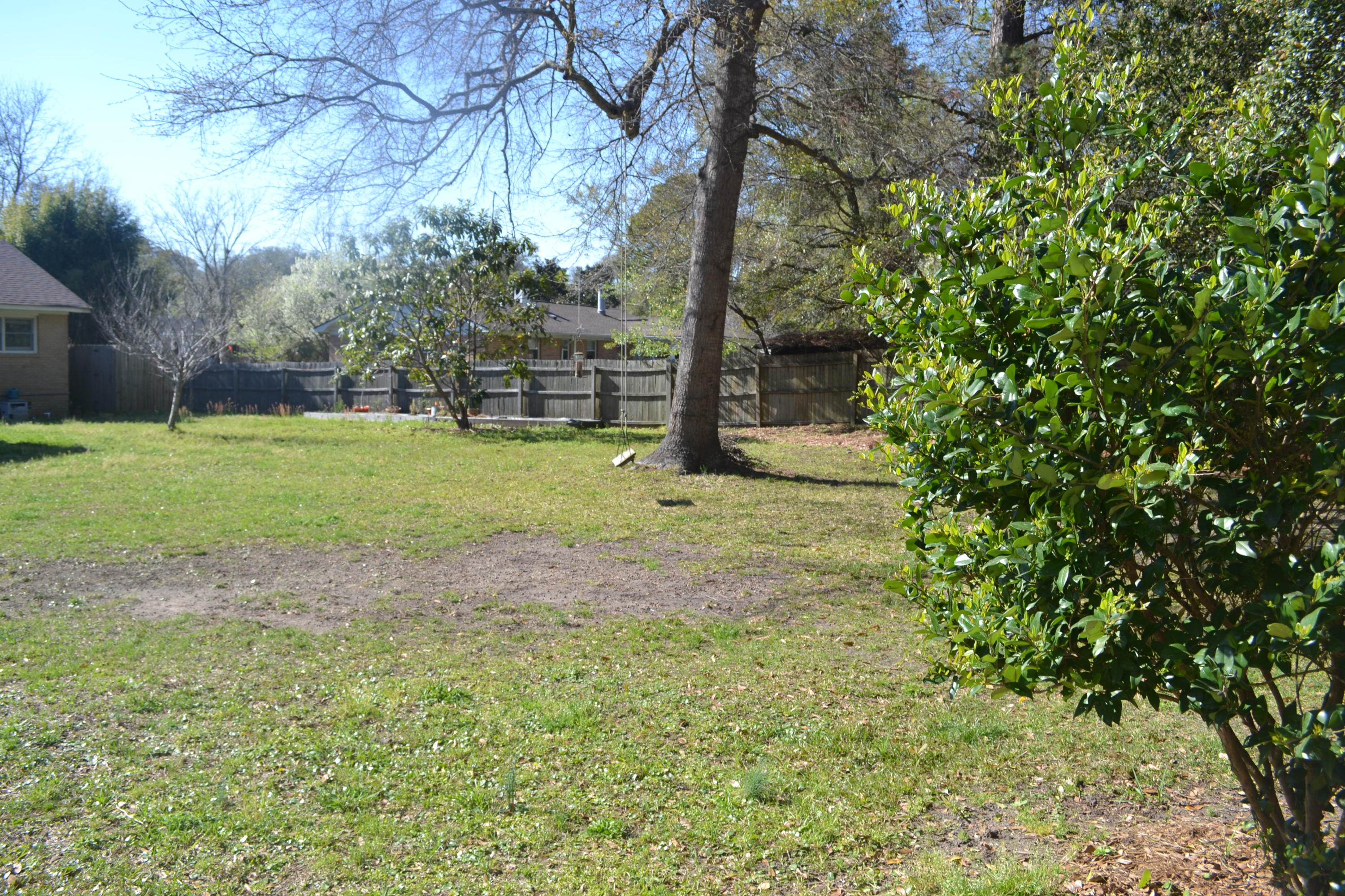 1128 Ocean View Road Charleston, SC 29412 - Photo 23 of 25 DSC_0114