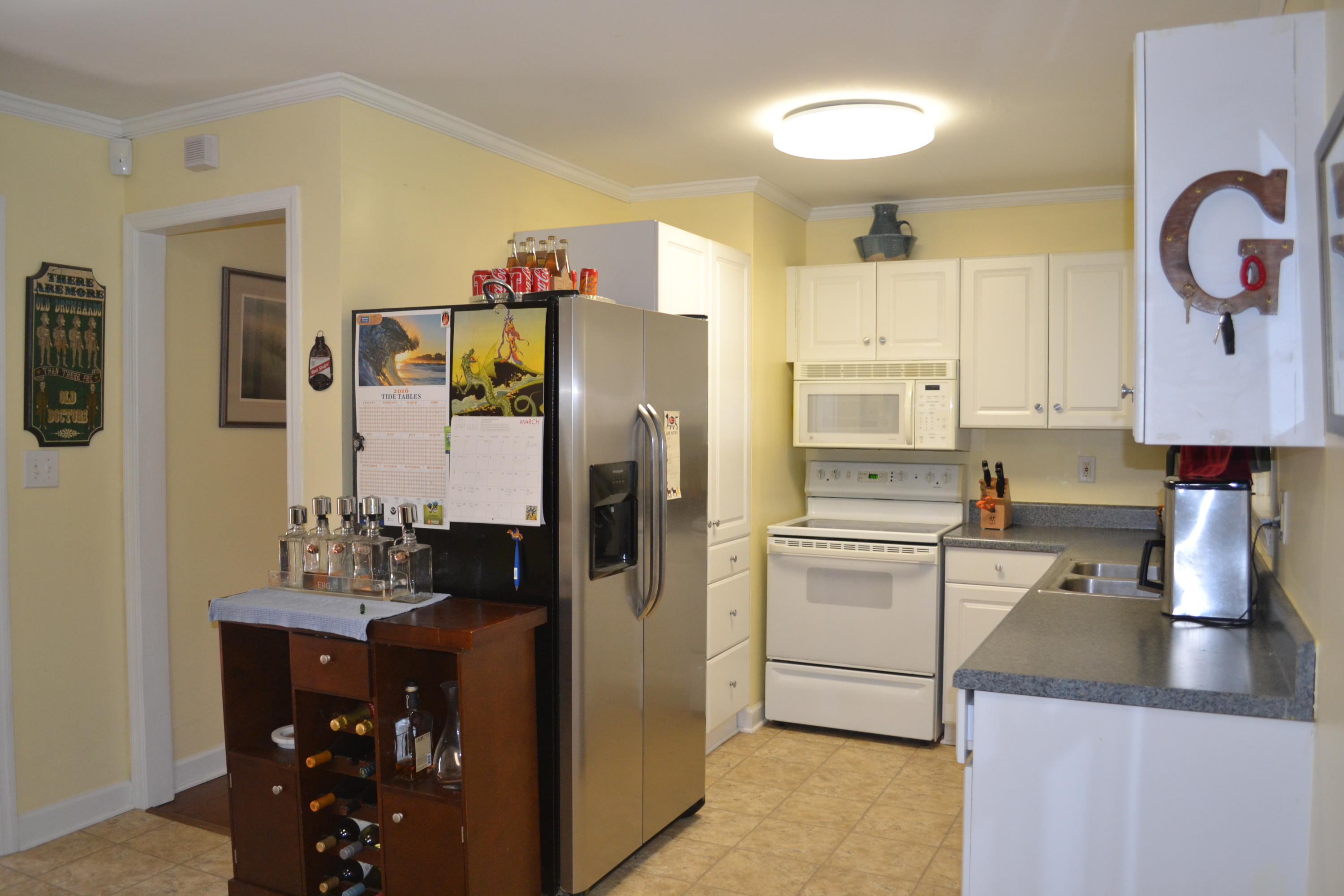 1128 Ocean View Road Charleston, SC 29412 - Photo 8 of 25 DSC_0149