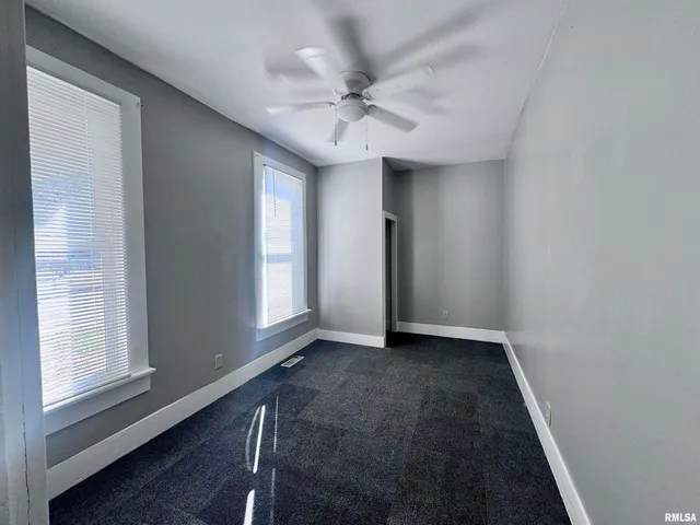 $21,000 | 310 South Madison Street, Macomb, IL 61455