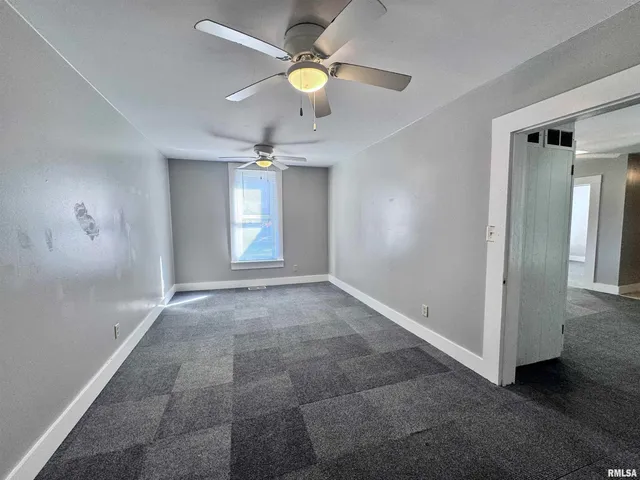 $21,000 | 310 South Madison Street, Macomb, IL 61455