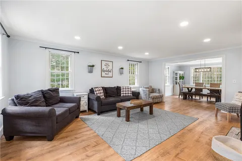 $889,000 | 55 Pamden Lane, Seekonk, MA 02771
