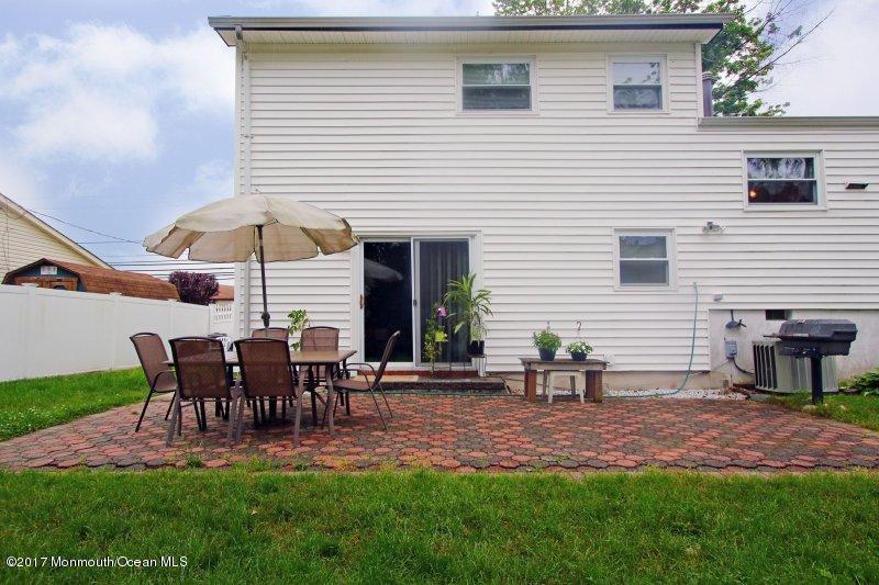 588 Line Road Hazlet, NJ 07730 - Photo 17 of 20 165556482_JuDf31zA