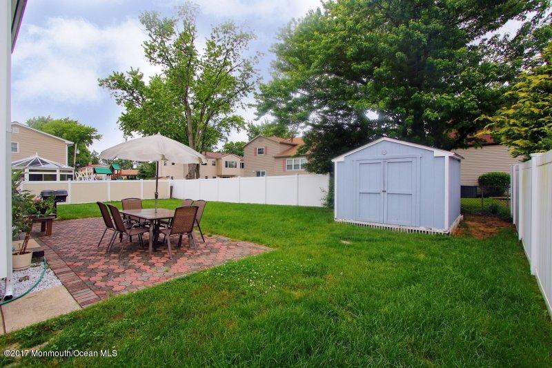 588 Line Road Hazlet, NJ 07730 - Photo 18 of 20 165556478_wqowMnIc