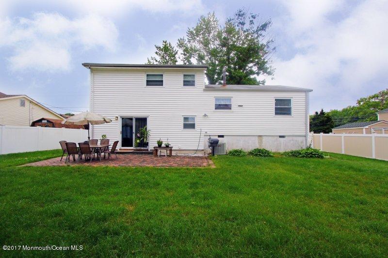 588 Line Road Hazlet, NJ 07730 - Photo 19 of 20 165556480_v9xmfEVW