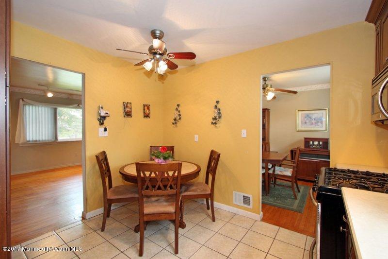 588 Line Road Hazlet, NJ 07730 - Photo 7 of 20 165556493_rsaL1mvI