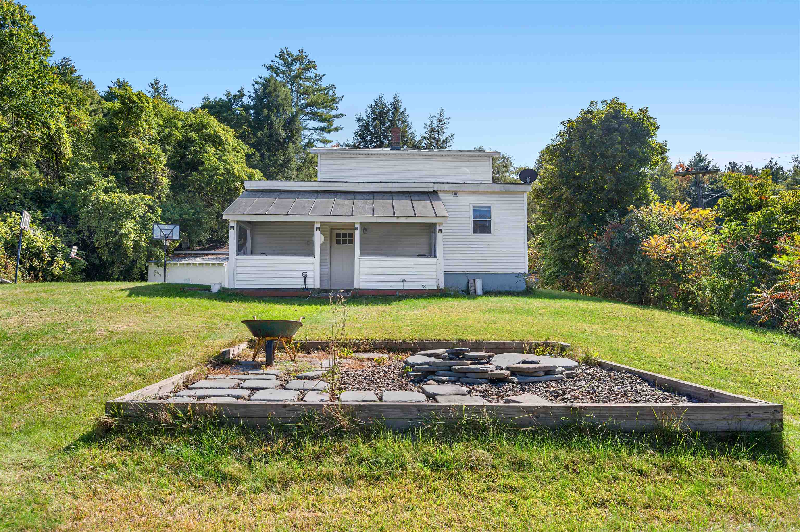 35 Middle Road Barre Town, VT 05641 - Photo 18 of 40