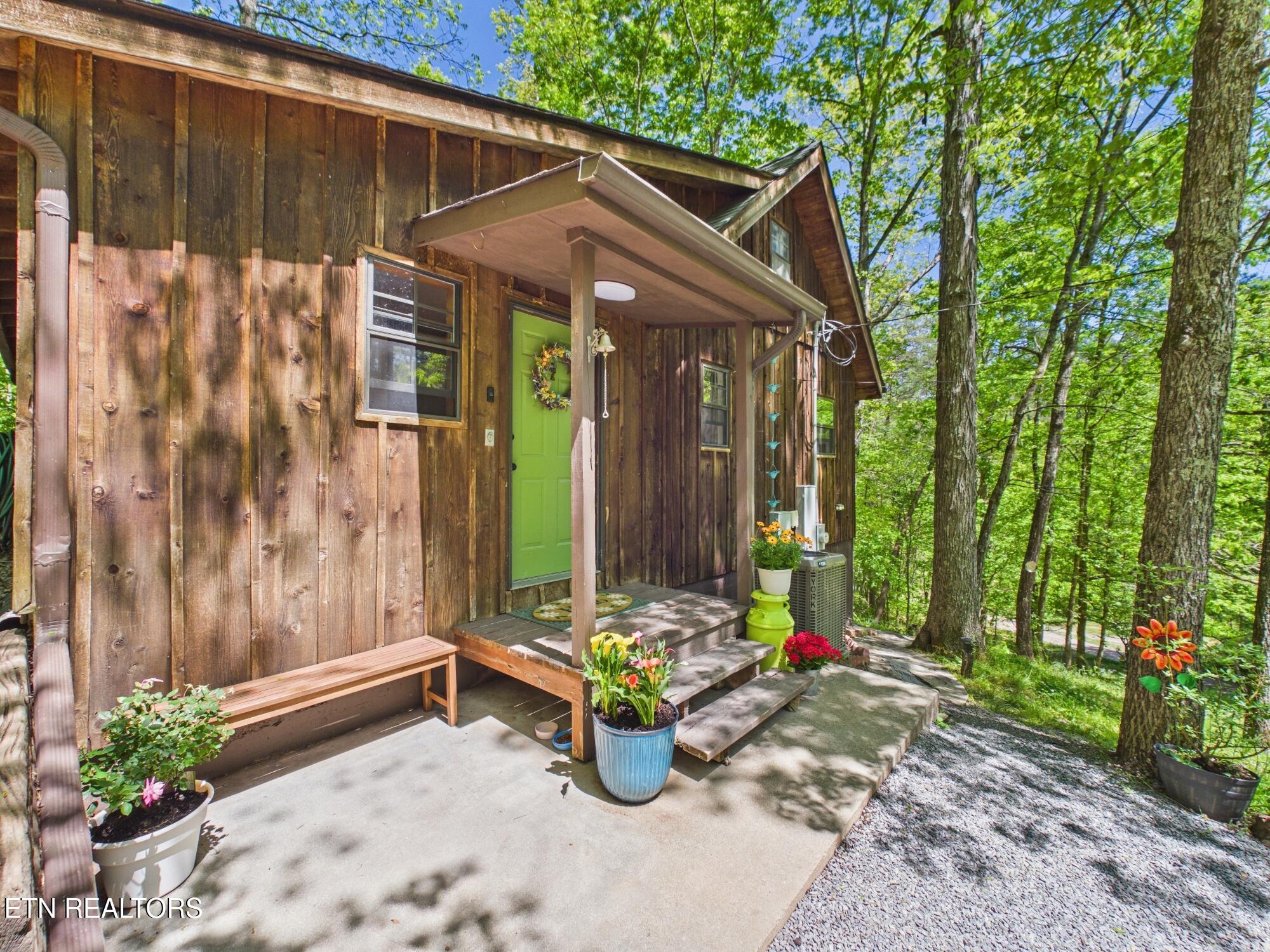 4525 Gribble Road Maryville, TN 37803 - Photo 3 of 60 3