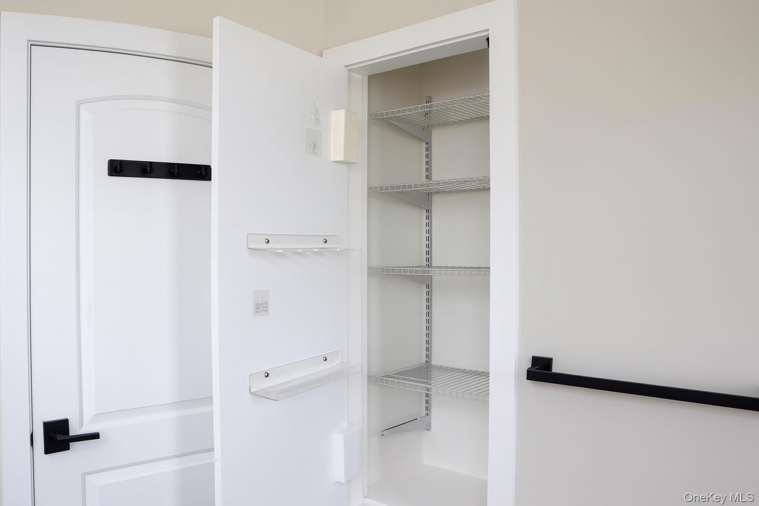 195 Meagher Avenue, Unit 1 Bronx, NY 10465 - Photo 12 of 12