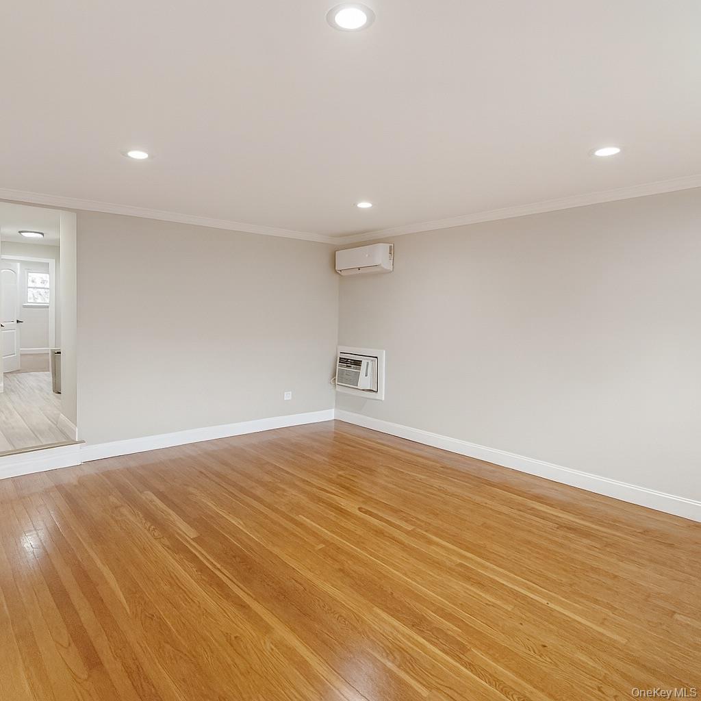 195 Meagher Avenue, Unit 1 Bronx, NY 10465 - Photo 5 of 12