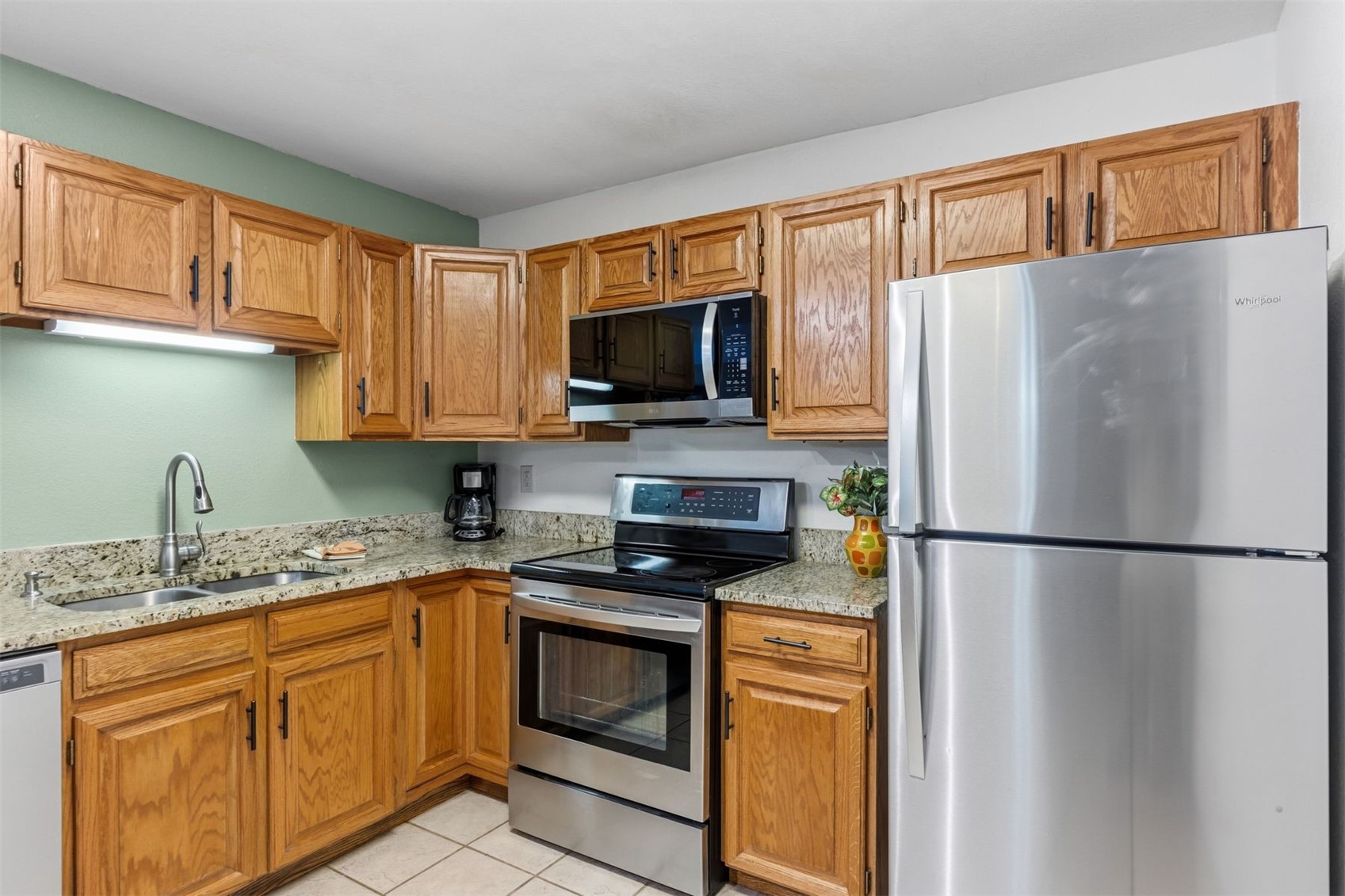 89410 Ryan Gulch Road, Unit 307 Silverthorne, CO 80498 - Photo 6 of 39