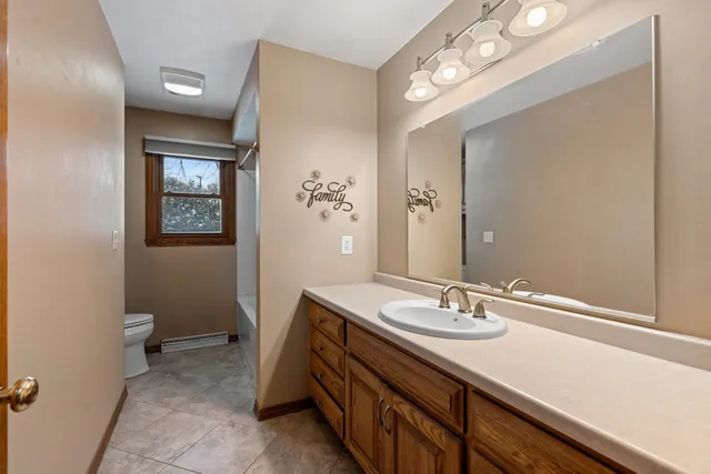 $324,900 | 2405 North Erb Street, Appleton, WI 54911