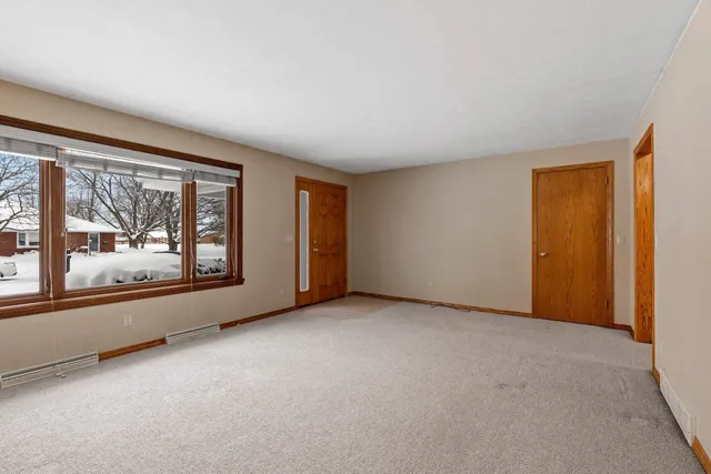 $324,900 | 2405 North Erb Street, Appleton, WI 54911