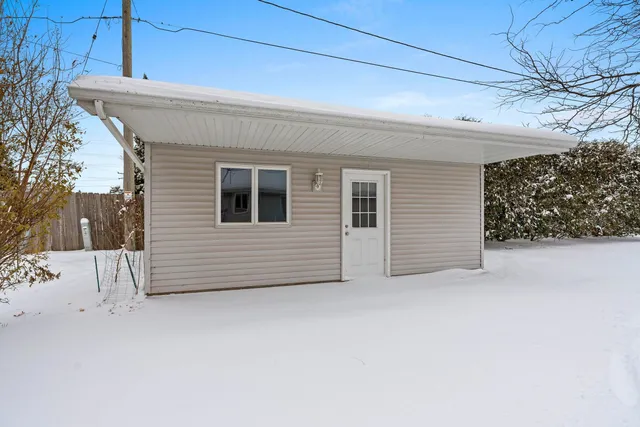 $324,900 | 2405 North Erb Street, Appleton, WI 54911