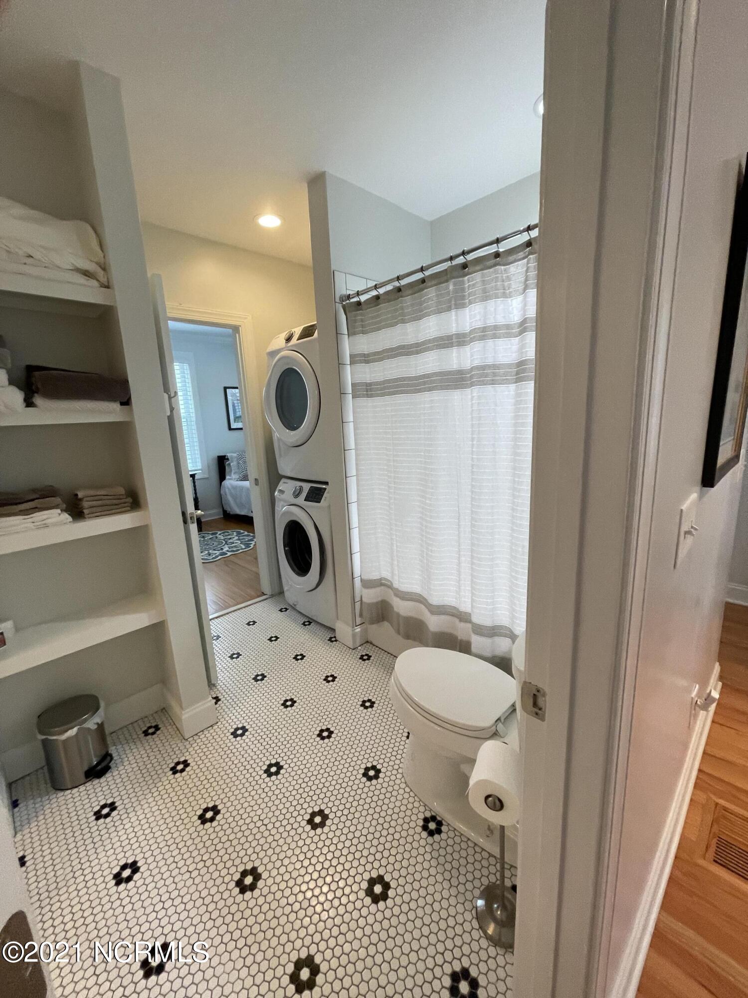 65 Dundee Road Pinehurst, NC 28374 - Photo 3 of 7 Bathroom