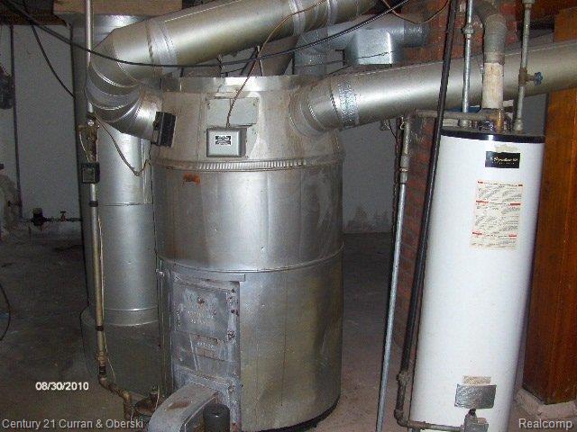 6200 Evergreen Road Detroit, MI 48228 - Photo 9 of 11 6200 evergreen pmh cleaned out p