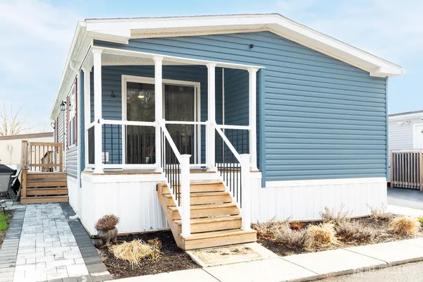 $215,000 | 4 Oakdale Village Drive, Kendall Park, NJ 08824