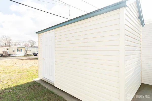 $215,000 | 4 Oakdale Village Drive, Kendall Park, NJ 08824