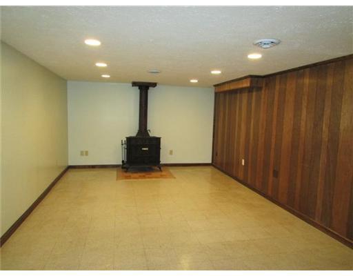5330 Ridgewood Road East Springfield, OH 45503 - Photo 9 of 12