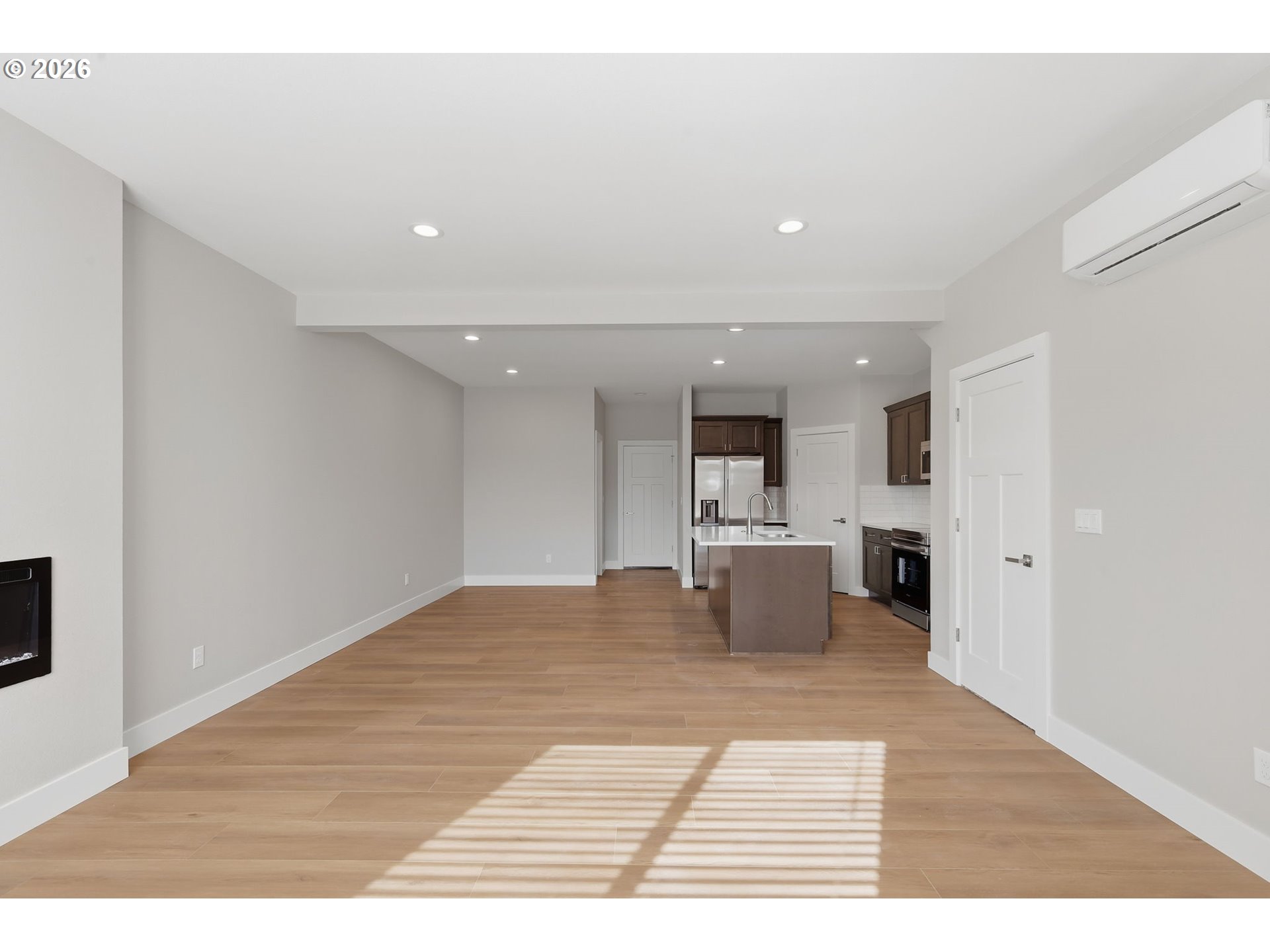 4011 Southwest Royal Avenue Gresham, OR 97080 - Photo 12 of 48