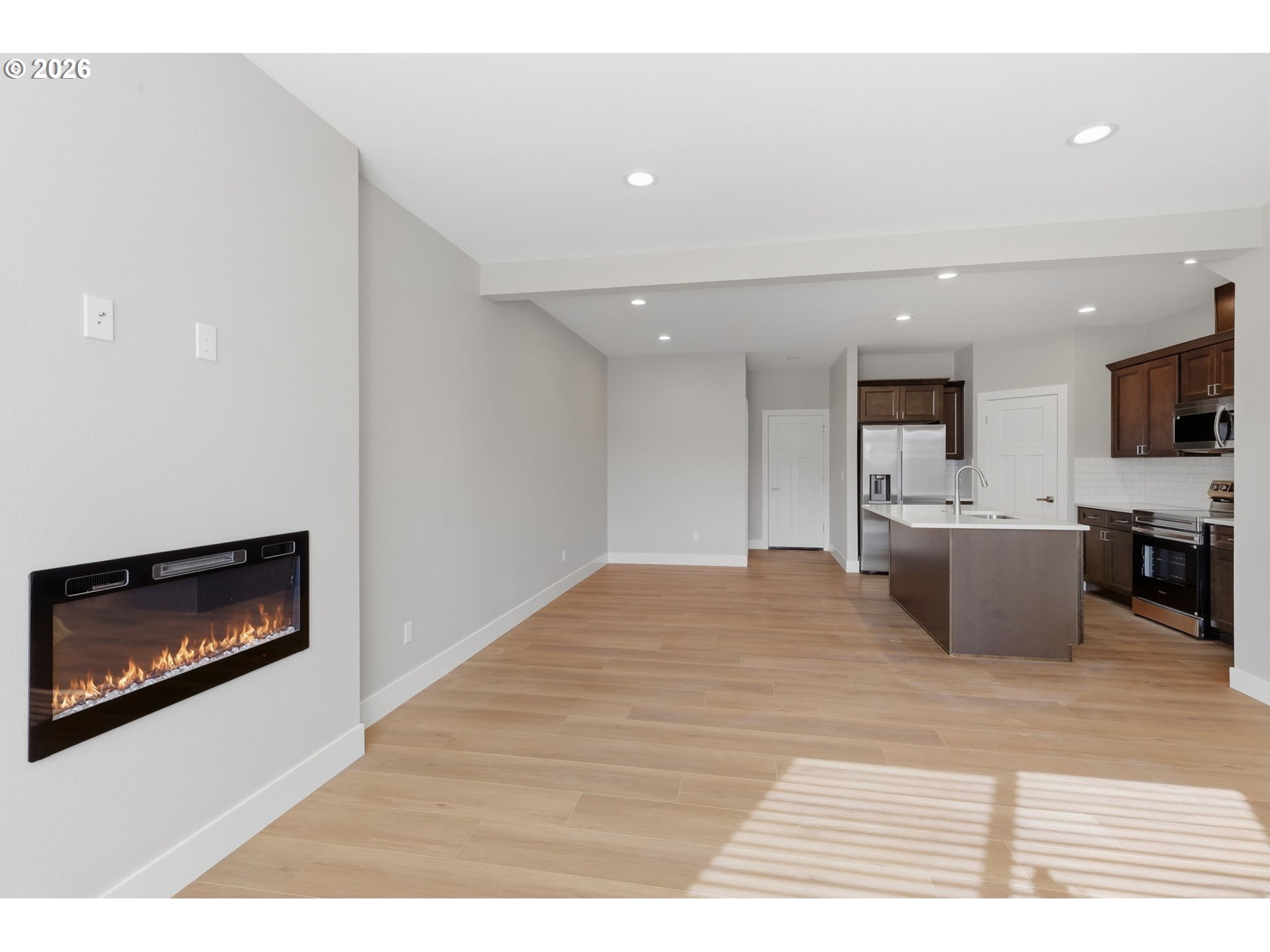 4011 Southwest Royal Avenue Gresham, OR 97080 - Photo 13 of 48