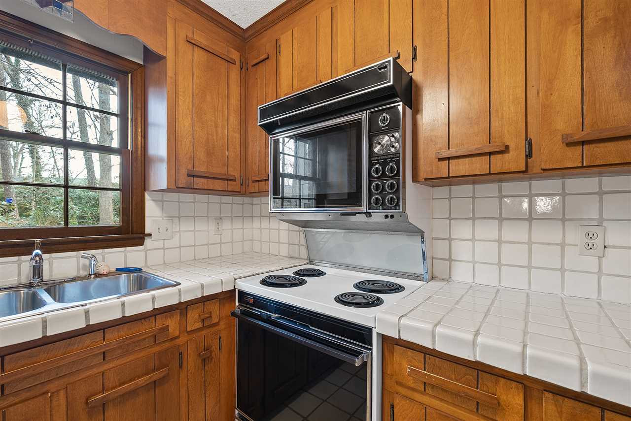 8505 Valley Brook Drive Raleigh, NC 27613 - Photo 14 of 29 Photo 14