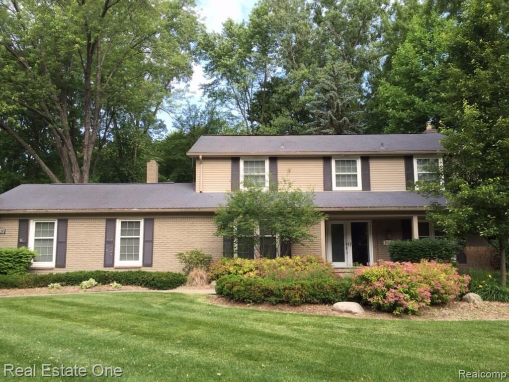 35124 Spring Hill Road Farmington, MI 48331 - Photo 27 of 27 Welcome Home!