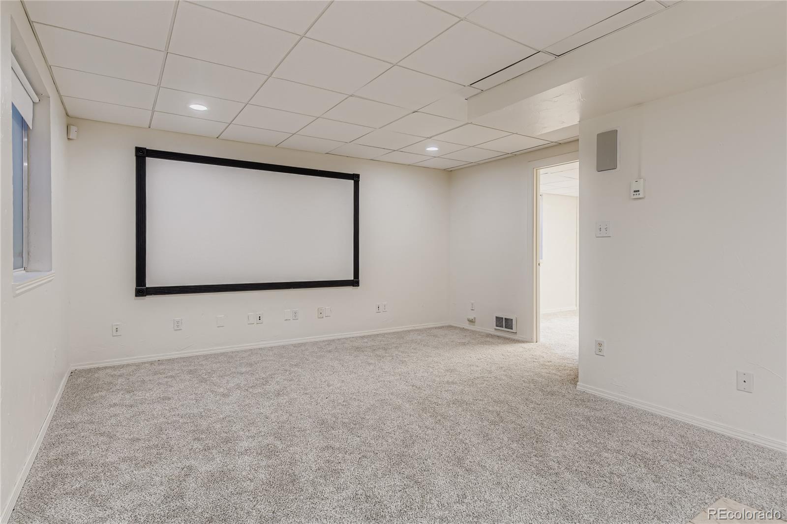 4927 Tarcoola Lane Highlands Ranch, CO 80130 - Photo 14 of 20 a view of an empty room