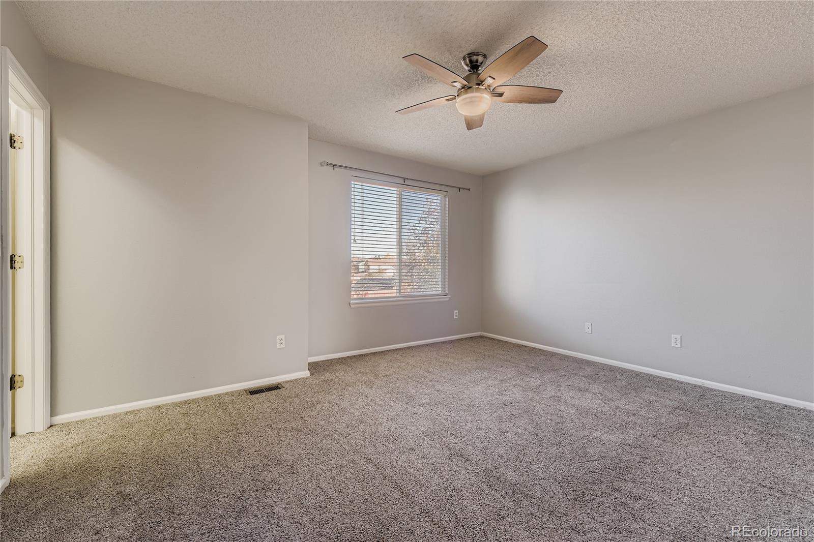 4927 Tarcoola Lane Highlands Ranch, CO 80130 - Photo 8 of 19