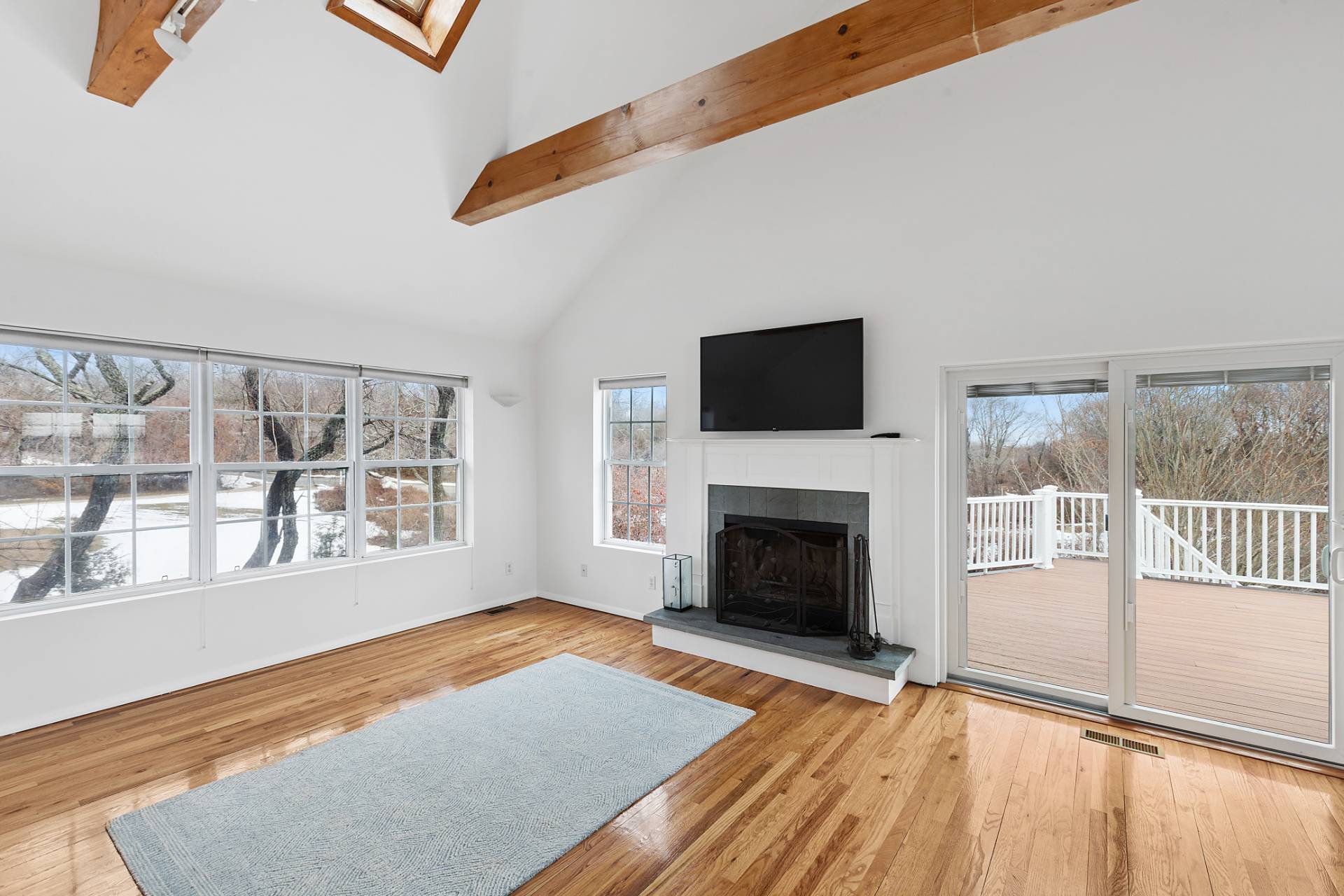 12 Furness Road Montauk, NY 11954 - Photo 4 of 17