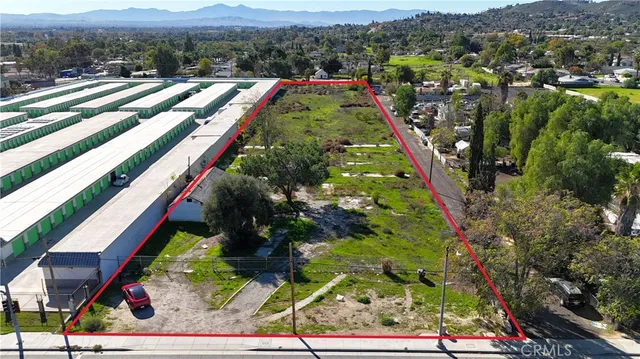 a view of a yard with an umbrella