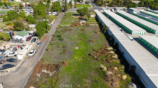 a view of a yard with an umbrella