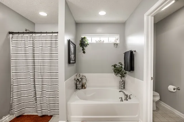 $389,900 | 6589 Avalon Boulevard, Avon, IN 46123