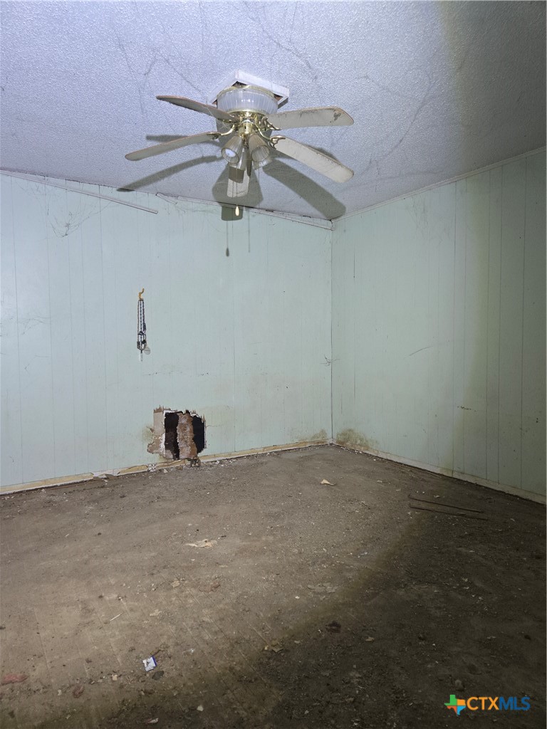 1807 North Wheeler Street Victoria, TX 77901 - Photo 3 of 3 a view of an empty room
