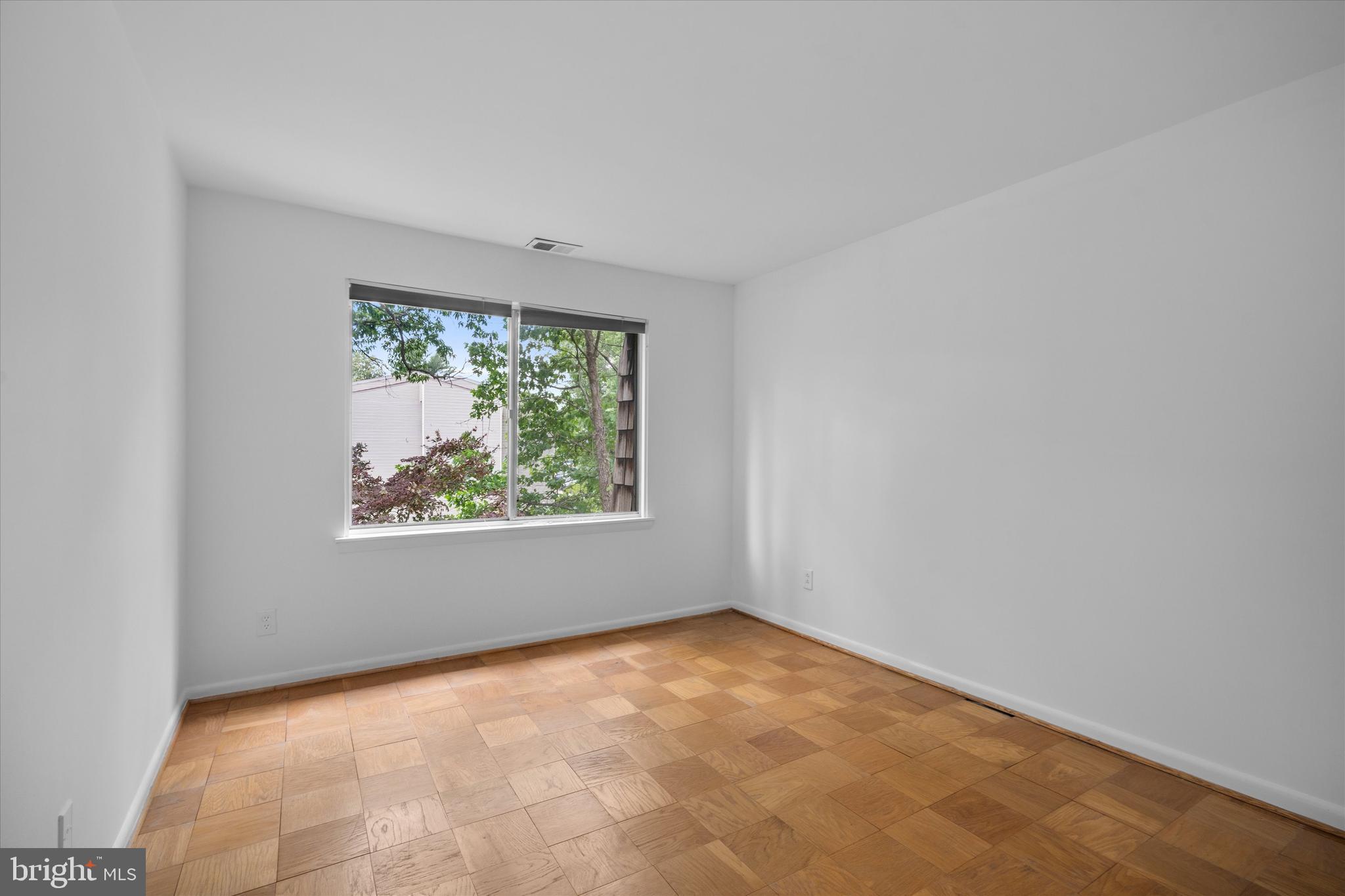 514 West Deer Park Road, Unit 18F Gaithersburg, MD 20877 - Photo 16 of 30