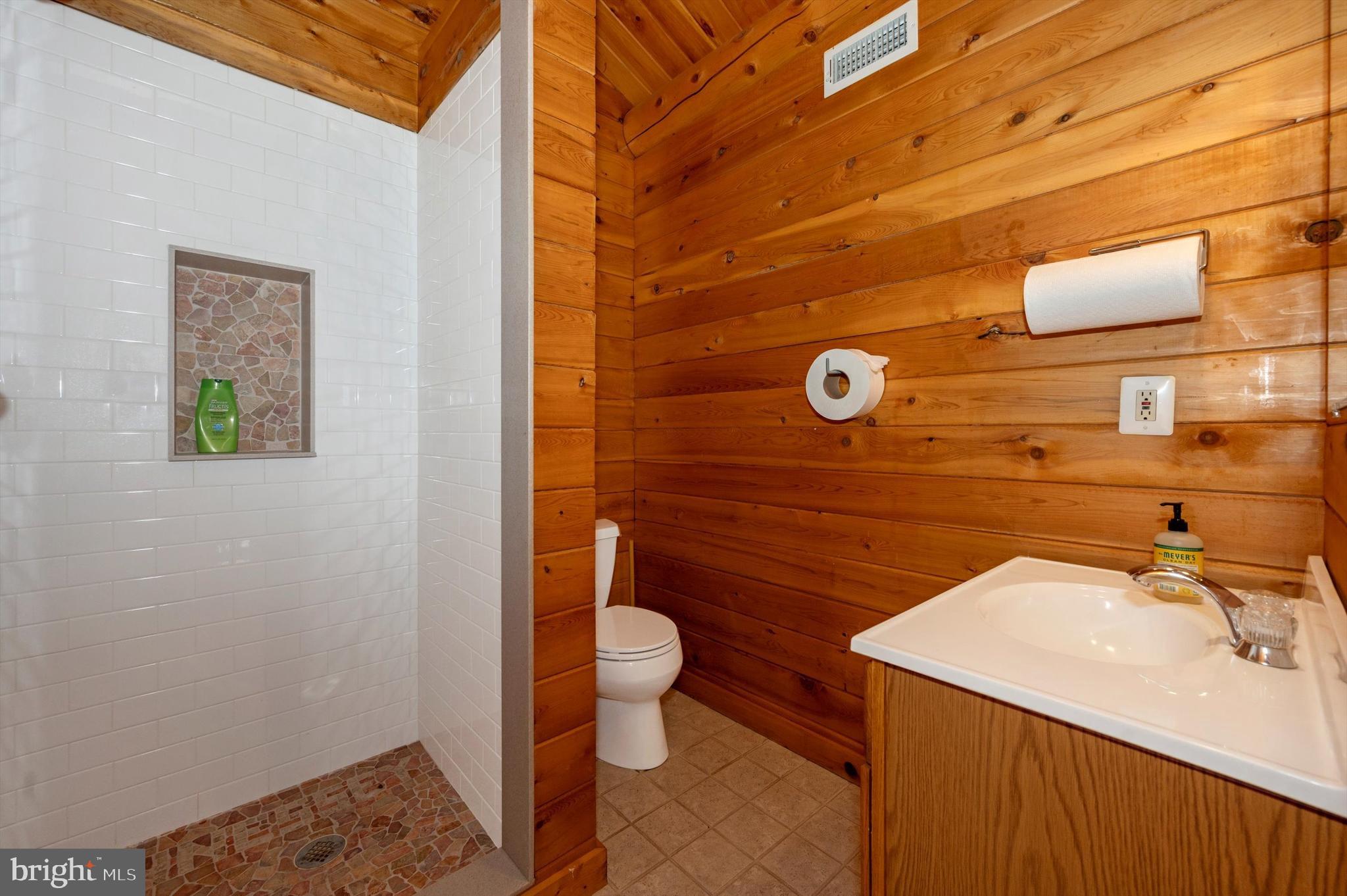 24220 Kings Valley Road Damascus, MD 20872 - Photo 112 of 136 Gallery Image 112