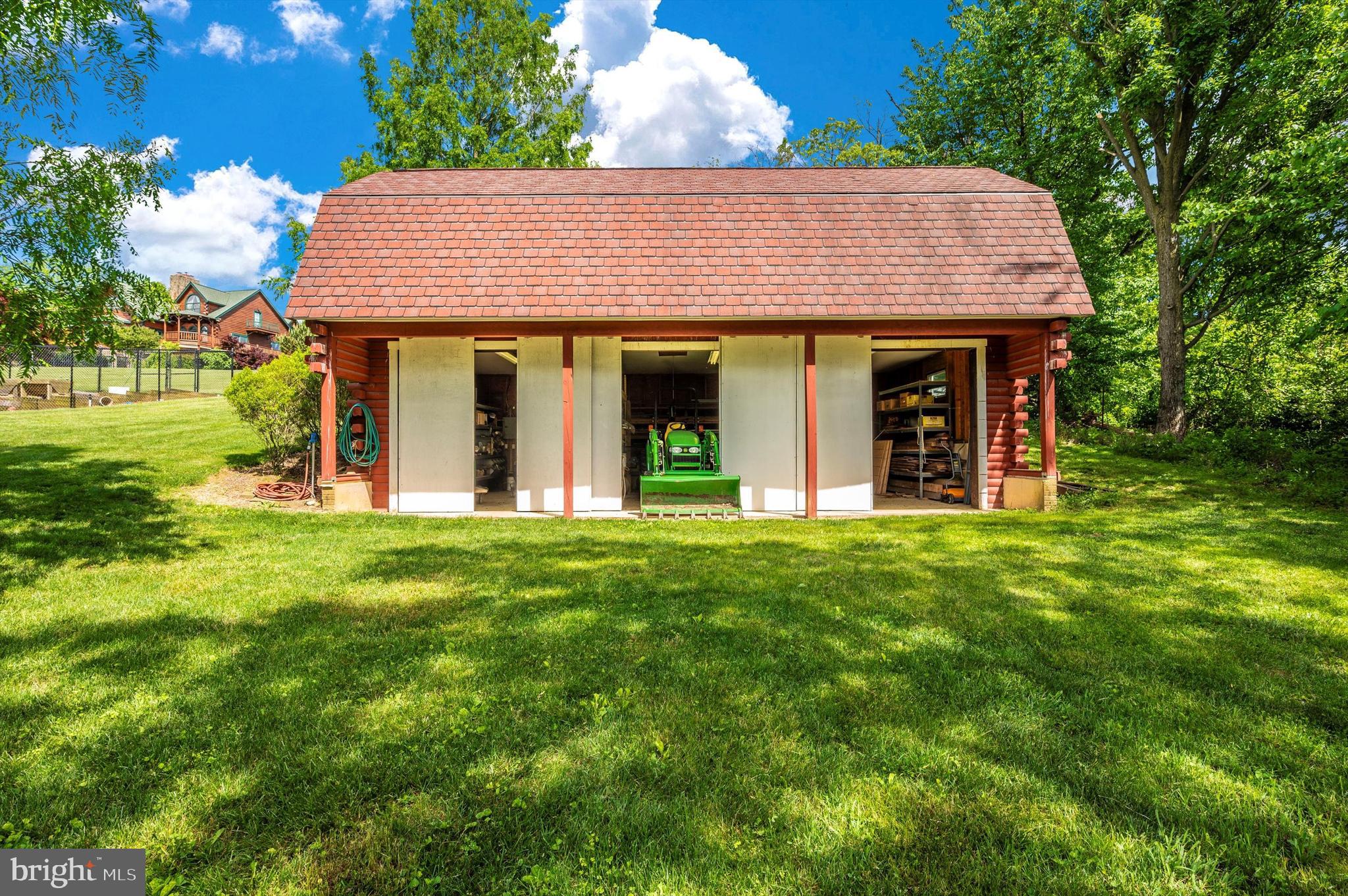 24220 Kings Valley Road Damascus, MD 20872 - Photo 85 of 136 Gallery Image 85