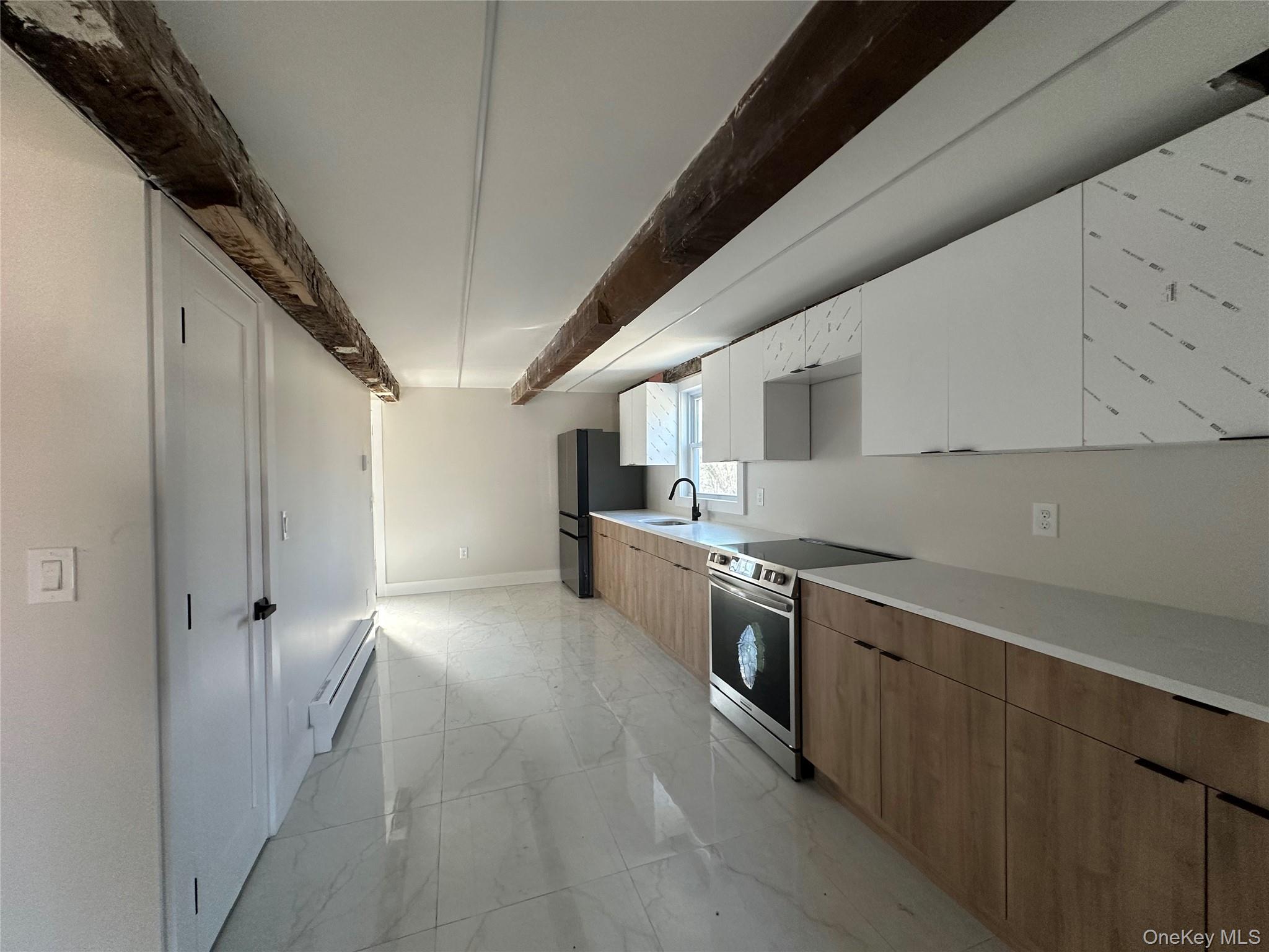 1445 Burlingham Road Pine Bush, NY 12566 - Photo 4 of 36