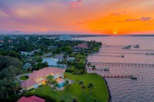 901 Southeast Riverside Drive Stuart, FL 34994 - Photo 7 of 53 a view of a building