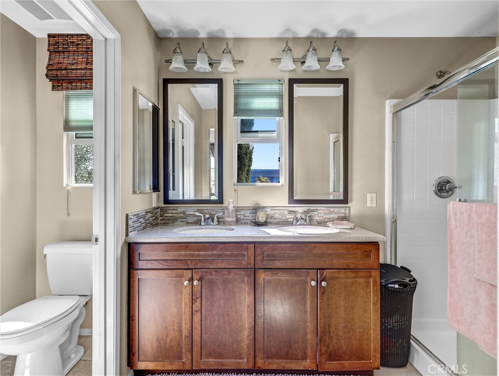 15542 Orange Avenue Paramount, CA 90723 - Photo 26 of 50